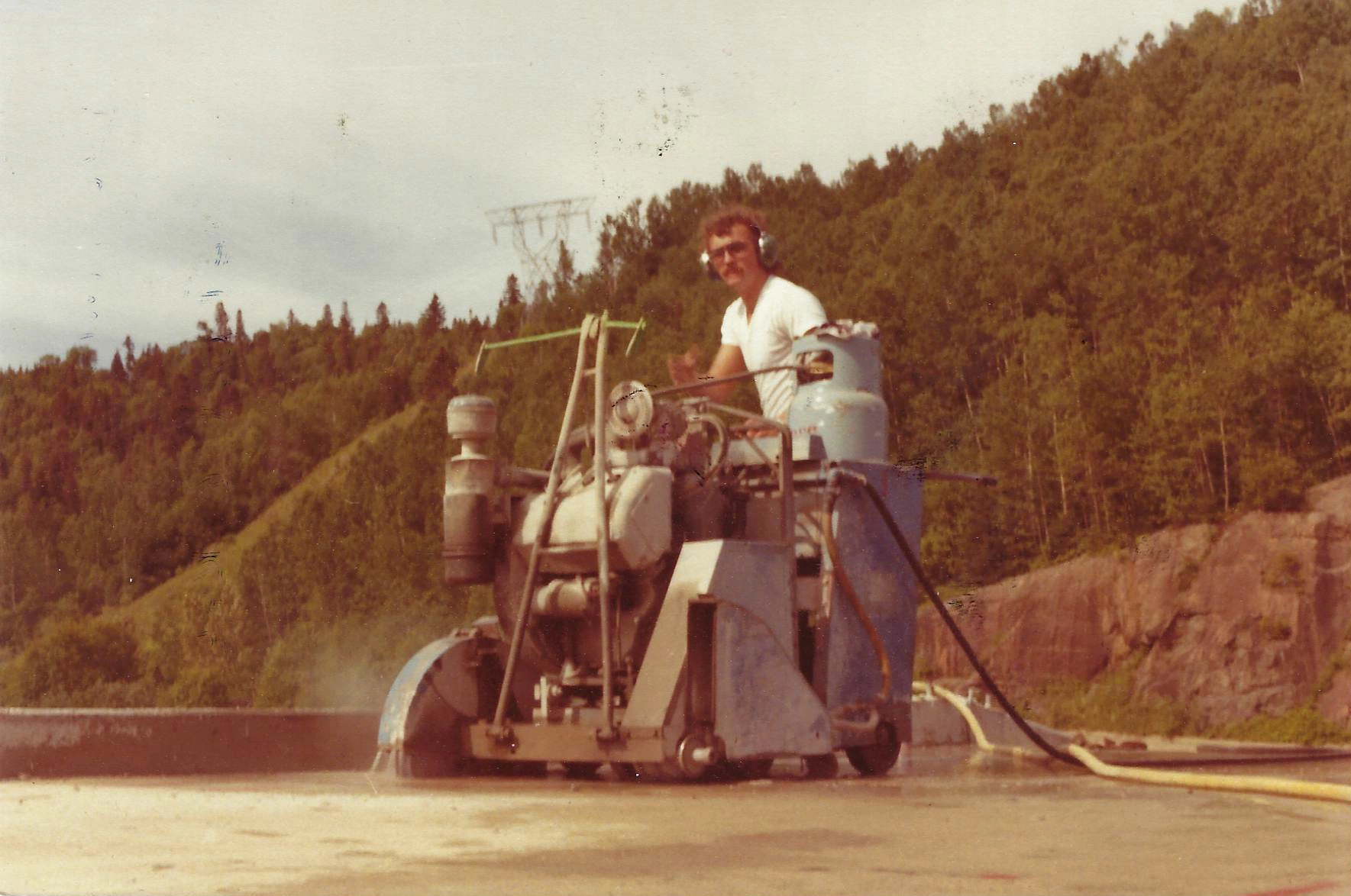 MEi sciage et Forage - 1980
