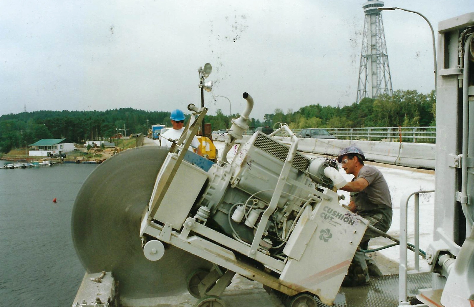 MEi sciage et Forage - 2000